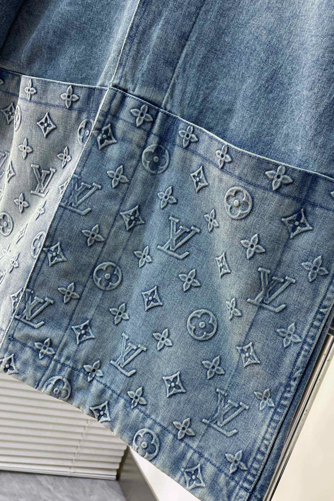 &wg.luxury--8V item: D-F000F1297H